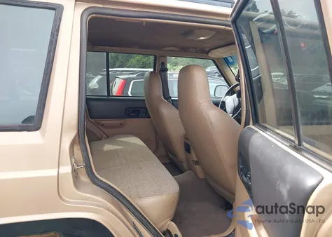 2000 Jeep Cherokee Sport from USA, damaged, VIN 1J4FF48S8YL113298